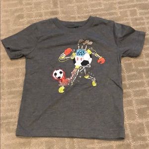 Under armour kids soccer tshirt